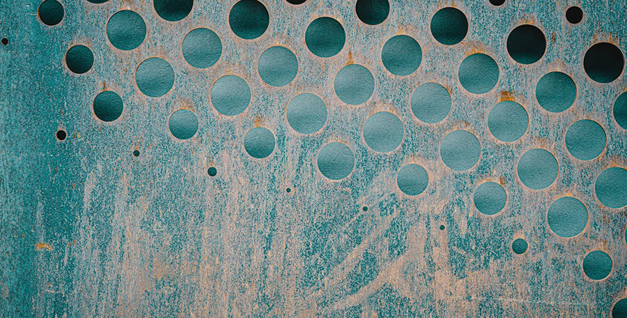 a rusty part due to not knowing how to store spare auto parts